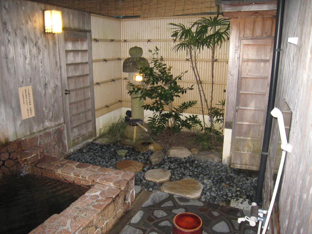 Hotel Utsumionsen Ichizu Aichi Exterior foto