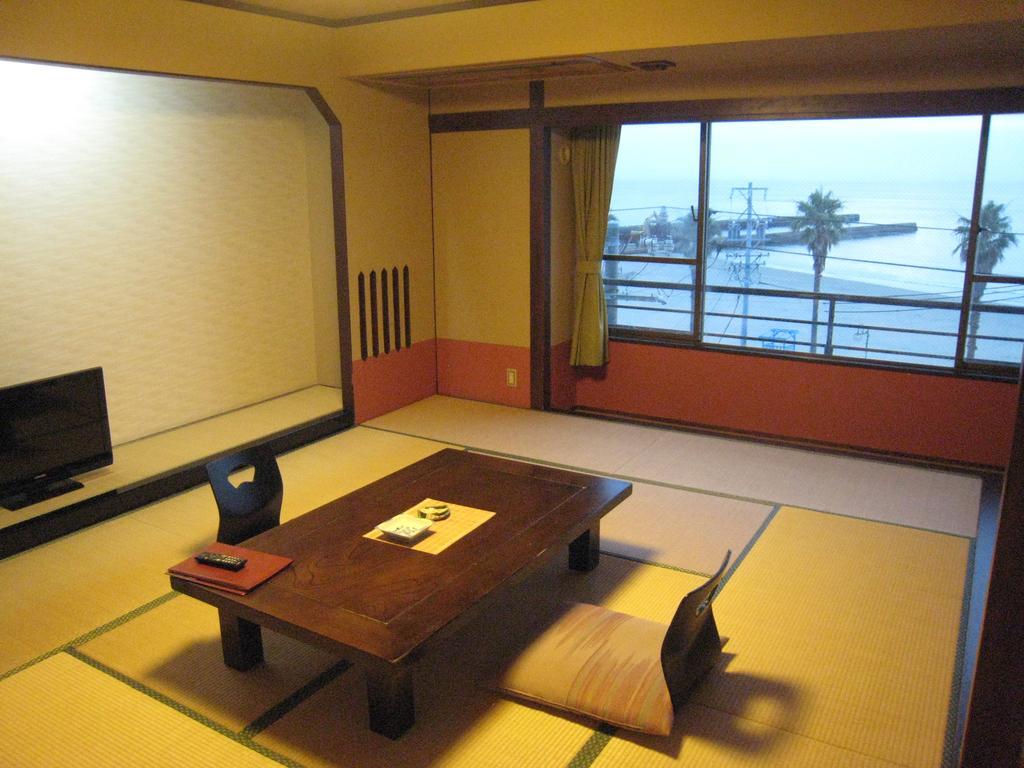 Hotel Utsumionsen Ichizu Aichi Exterior foto
